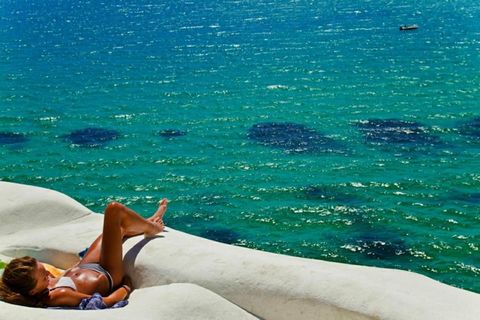 Enjoy a relaxing holiday in the stunning Sicilian region and take a lovely slice of Italy back with you as memories worth cherishing forever. This apartment is part of a villa which has a communal swimming pool and a nice garden. Moreover, you have a...
