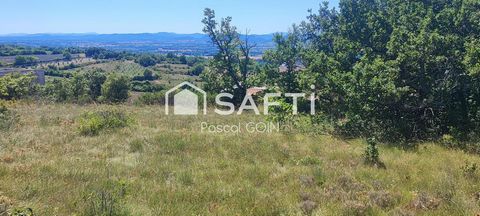 Magnifique terrain sur les Hauts de Barjac