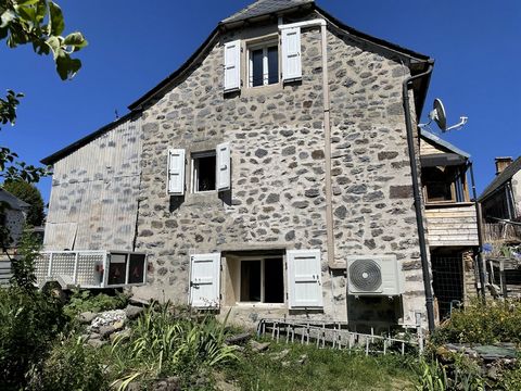 MAISON TRADITIONNELLE EN PIERRE