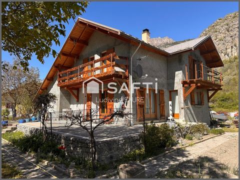 Maison 7 pièces avec terrain constructible