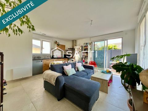 Maison 1 chambre, terrasse, jardinet, stationnement privatif, local.
