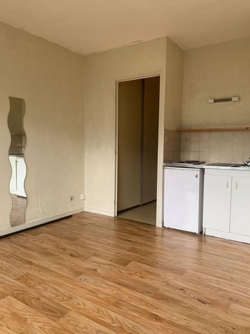 Appartement proche de la gare à rafraîchir