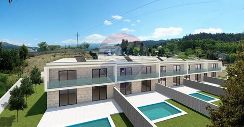 Description Plot of land with construction project approved for a contemporary house of typology T3. Property located in the parish of Vila Nova de Muía, a few steps from the center of the village of Ponte da Barca, in a residential area of choice. T...