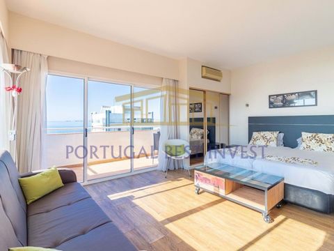 Studio, located near Dom João II. The apartment includes a studio bedroom, 1 bathroom, fully equipped kitchenette, indoor pool, sauna & Turkish bath. When buying an Apartment in the Algarve with our group, you will be sure that you are buying in a Re...