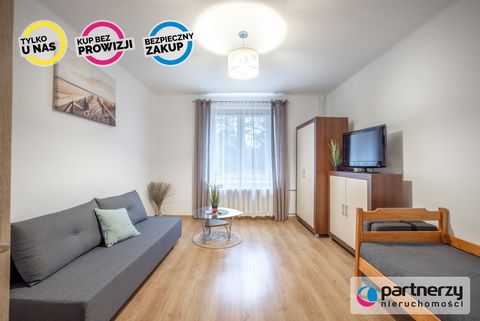 THE OFFER IS AVAILABLE ONLY WITH US! For sale apartment in Hel, in one of the most beautiful places in our country, at the very end of the Hel Peninsula. Access to wide beaches both from the Gulf side as well as the open sea. ADVANTAGES OF THE PROPER...