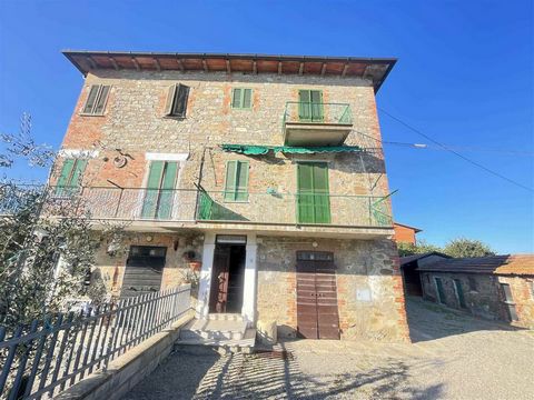 PANICALE (PG), vicinity: detached house of approx. 230 sqm on three levels comprising: ground floor - rustic stone kitchen, cellar, storeroom and garage; first floor - flat of 150 sqm on two levels comprising entrance, kitchen with fireplace and terr...