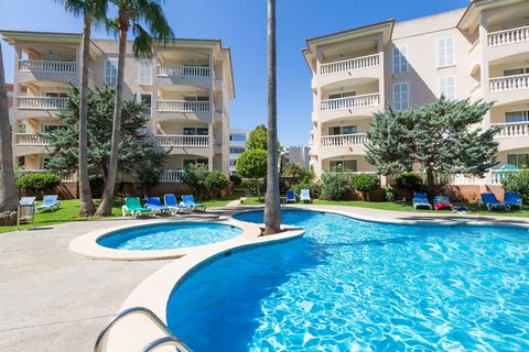 Fantastico appartamento per 4-5 persone, con piscina in comune e spiaggia a soli 340 metri a Canyamel (Capdepera). Questo appartamento è il luogo perfetto per una vacanza da sogno. Il complesso residenziale offre una meravigliosa piscina a cloro comu...