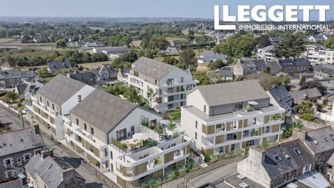 A24213HL22 - Pordic is located in the Côtes d'Armor department, close to the prefecture of Saint-Brieuc and just a few kilometres from the beaches, in a natural environment between land and sea. Living in Pordic is a particularly attractive choice fo...