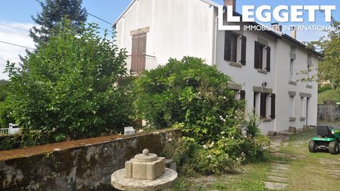 A24279DLO23 - Nicely presented detached 5 bedroom house with a possibility to have a gite. ,The property is situated in its own grounds behind double gates with private off road parking. The gates lead into a gravel courtyard, with parking for cars a...