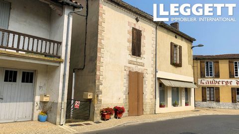 A24751EMC33 - House to renovate with garden in the centre of village. Information about risks to which this property is exposed is available on the Géorisques website : https:// ...