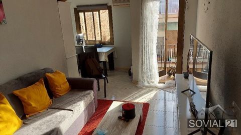 Vermietete Wohnung von 54 m² in der Vallparda Straße in Hospitalet zu verkaufen. Diese Immobilie ist ideal für Investitionen, da sie eine Rendite von 5,25% erzielt. Der Mietvertrag kann jedes Jahr verlängert werden, was ein sicheres monatliches Einko...