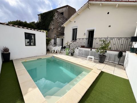 NOUVEAUTE - EN EXCLUSIVITE - QUARTIER TRES PRISE SUR NARBONNE - RARE SUR LE MARCHE. Maison T3 lumineuse de 84 m2 de plain-pied avec extérieur et piscine située en centre-ville de Narbonne. Elle est composée d'une entrée, puis d'un couloir qui dessert...