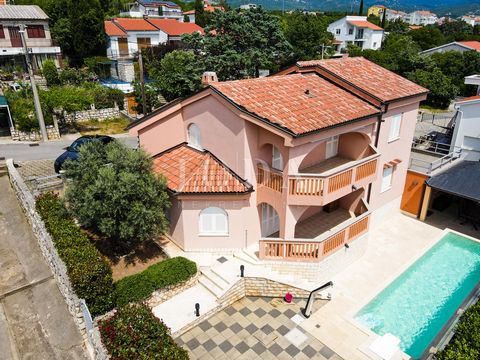 Location: Primorsko-goranska županija, Novi Vinodolski, Novi Vinodolski. A detached house with two two-room apartments with a living room is for sale in one of the most beautiful locations on the Crikvenica Riviera. Inside the garden, which is comple...
