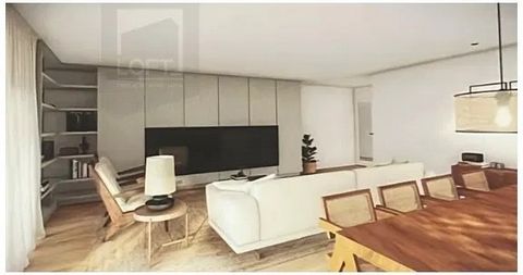 T4 Luxo em Gaveto no Condomínio Parque Verde em Guimarães Piso 2 Fr. A Excelente Localização Junto a 3ha de Parque, Ciclovia e a 5 mints do Centro Edf. c/ 3 Blocos, 26 Aps 1 Suite 1 Master Suite c/ Closet 2 Quartos WC Apoio Quartos WC Social Sala Com...