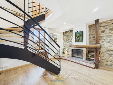 Maison de caractère F8 avec jardin , cave voûtée et dépendances Bonvillard