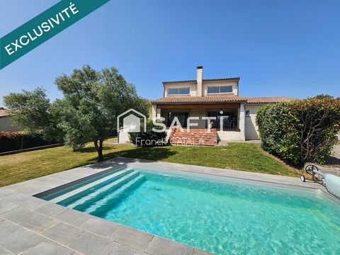 Belle vue pour cette contemporaine avec piscine