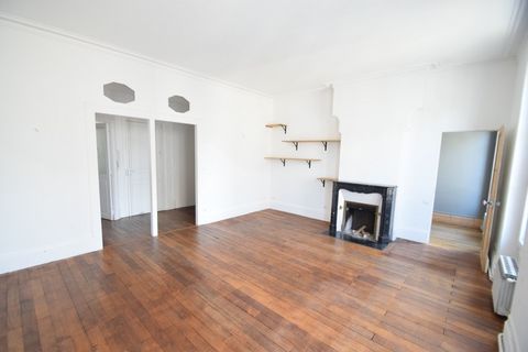 Appartement de caractère à vendre 5 pièces ORLEANS (45)