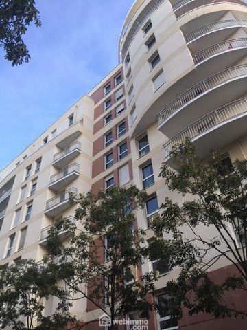Appartement - 18m² - Courbevoie