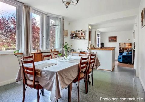 Maison familiale avec jardin au calme proche école
