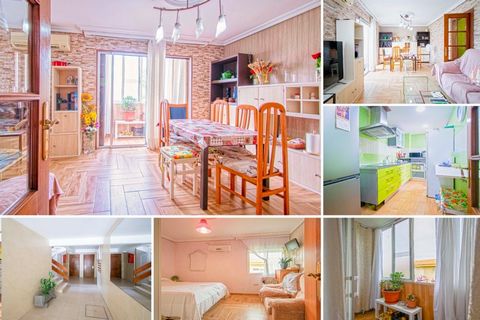 ¡Atención inversores y familias! Descubre este magnífico piso de 91 m² de 3 dormitorios, con una acogedora entrada, amplio salón-comedor con terraza cerrada, cocina con lavadero y baño completo, ubicado en la tranquila Plaza de las Tendillas, en el c...