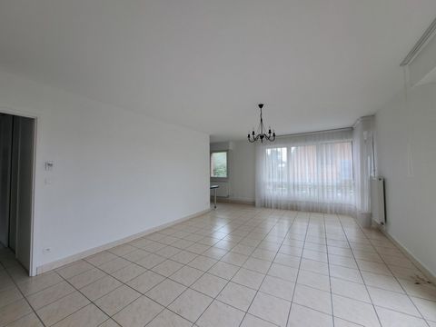 APPARTEMENT 2 CHAMBRES TETEGHEM CENTRE VILLE.