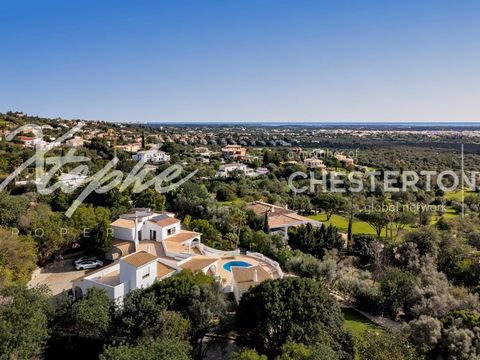 Embark on a journey of unparalleled luxury and sophistication with this exquisitely renovated villa nestled in the idyllic locale of Almancil, Portugal. With a net area of 653.23m2 + 94.89m2, boasting a coveted south-facing orientation, renovated in ...