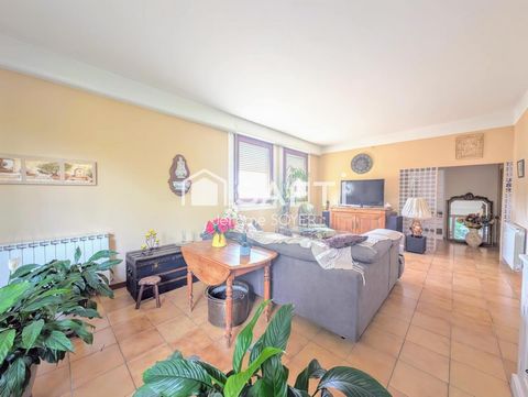 DEUX MAISONS SUR UN PARC ARBORES DE PLUS DE 6 000 M²