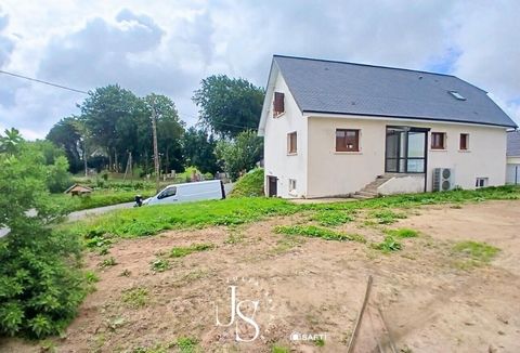 Maison 5 chambres avec vie de plain-pied, grand sous-sol, pompe à chaleur, aucun travaux à prévoir