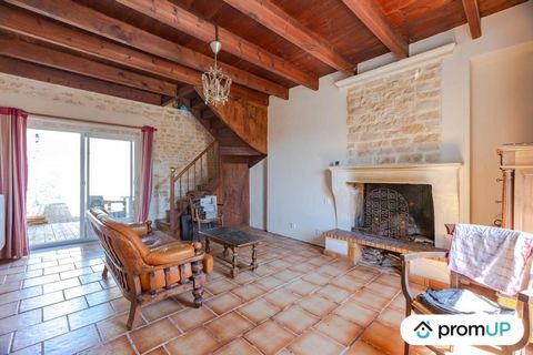 Discover this townhouse, sold rented, in Jarnac, Charente. Spacious, it offers 4 bedrooms and has convertible attic. The interior is warm, with stone walls and exposed beams.  The house is quietly located, 3 minutes drive from downtown Jarnac and all...
