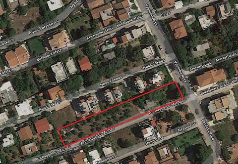 Nea Makri, Attica. For sale plot of land with an area of 1807 sq.m. The property is located 600 meters from the sea and next to the central square of Nea Makri. The plot available for building is 1255.15 sq.m. The total permitted building area is 360...
