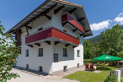 This large holiday home is in a quiet location with a wonderful view of the Spieljoch, the Hochzillertal and the Hamberg. An ideal accommodation in Fügen in the Zillertal for winter and summer holidays for larger groups and families. In winter it is ...