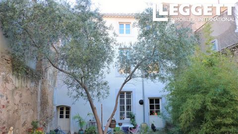 A17922 - A beautiful house built in 1789, renovated with the best of taste, keeping all its atmosphere and gentle grandeur. Formerly a convent school and then a maison de maître and writer's house, then closed for 20 years, it has now been brought ba...
