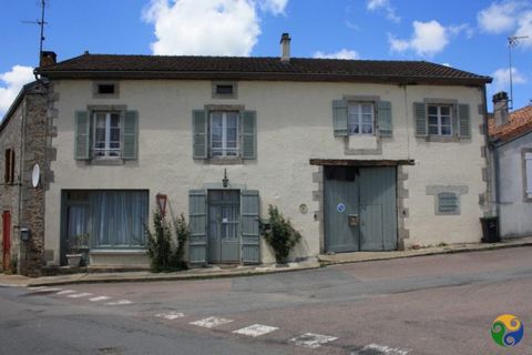 A spacious property in the highly desirable village of Marvel, Haute Vienne.Fully renovated to a good standard and ready to move in to. Lots of period features combine to create a very unique living space. The property further benefits from an additi...