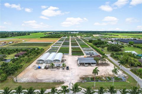 2 FOLIOS 24 ACRES NET WITH 25 GROSS. UP TO 5 BUILDABLE LOTS AVAIL . SEE UTUBE FOR VIDEO, USE THE ADDRESS. NO BANKS INVOLVED THE SELLER IS OFFERING FINANCING WITH 1 MILLION DOWN , BALANCE AT 6.0% INTEREST, 5 YEAR BALLOON (POSSIBLE RENEWAL), 30 YR AMOR...