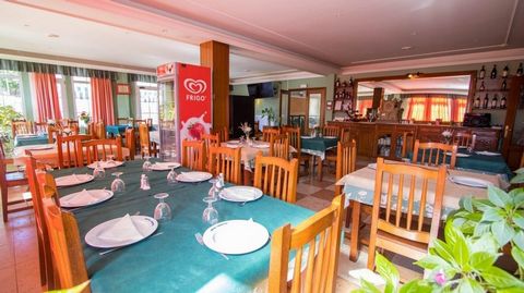 Are you looking for a successful and running business? This restaurant is the perfect choice. Here are the features that make this offer irresistible: Strategic Location: Located in Polientes, in the picturesque Valderredible Valley, Cantabria. On th...