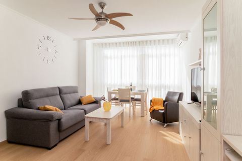 We offer to rent an apartment in the city center after major repairs with new furniture. The area is 74 m2, consists of a living room with a large sofa bed, an open kitchen, a bathroom, two double bedrooms. There is everything you need for living and...