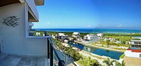 ENORME APPARTAMENTO SU 2 LIVELLI CON SPLENDIDA VISTA SUL MAR DEI CARAIBI IN VENDITA IN RESIDENCIAL ALLURE PUERTO CANCUN. VENDUTO NON ARREDATO. INCLUDE L'ISCRIZIONE AL PUERTO CANCUN GOLF CLUB E AL BEACH CLUB. -LIVELLO 1: SOGGIORNO, SALA DA PRANZO, 2 T...