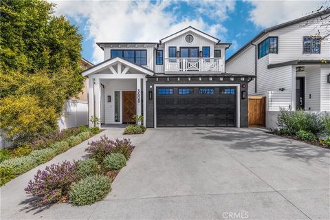 Brand new construction home nestled in the highly sought after tree section of Manhattan Beach. This beautiful custom built home consists of 5 bedrooms and 5.5 bathrooms, each with it's own unique design. The master bedroom is designed with vaulted c...