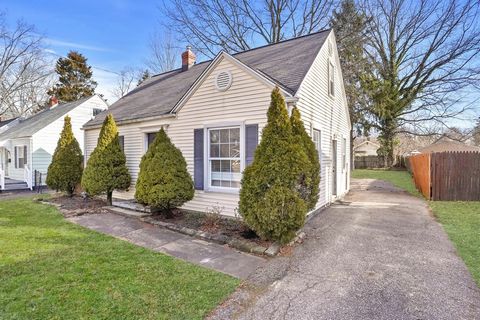 This charming Cape Cod-style home exudes warmth and character from the moment you set eyes on it. This residence offers a perfect blend of traditional charm and modern comfort. As you approach the property, you're greeted by its classic facade featur...