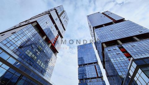 L’appartement à vendre est situé à Maltepe. Maltepe est un quartier situé sur la côte asiatique d’Istanbul. Il est situé sur la côte de la mer de Marmara et est célèbre pour ses belles plages. La zone est principalement résidentielle, mais compte éga...