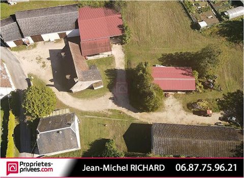 Jean-Michel RICHARD vous propose en exclusivité à Noyers sur Cher, un ensemble immobilier de 2 maisons, 3 hangars, dépendances, prairie. Prix de vente 222970 euros (incluant les honoraires charge vendeur). ***** Une localisation privilégiée : au coeu...