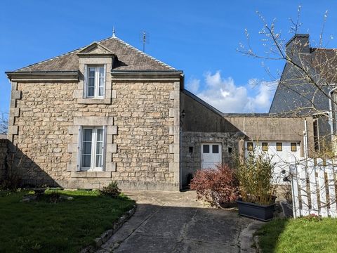 Ploerdut centre MAISON en pierre sous ardoises 60m² avec appentis parcelle de 238m²