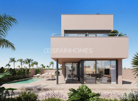 Casa de Lujo de 4 Dormitorios con Piscina Privada en Torre de la Horadada Esta casa cuenta con 4 amplios dormitorios, incluyendo una suite principal con baño en-suite amueblado. La elegante cocina está equipada con electrodomésticos y accesorios de p...