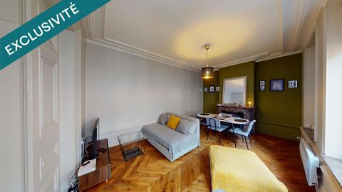 Appartement avec beaucoup de charme vendu meublé.