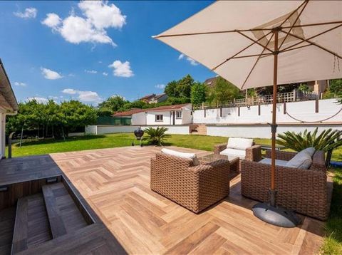MAISON FAMILIALE - 180m2 - 7 PIECES