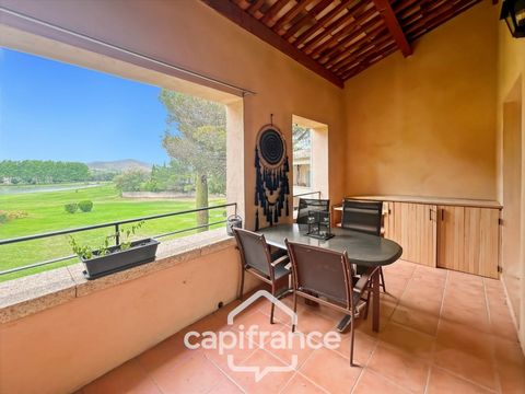 Appartement de 33m2 vue exceptionnelle sur le parcours, piscine résidentielle une chambre , meublé, équipé et décoré avec une place de parking