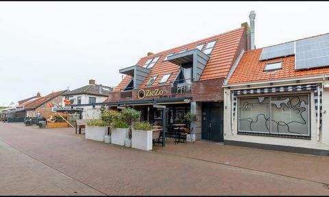 Zoek je een comfortabel vakantiehuisje in Zoutelande voor 4 personen? Dan ben je in de Langstraat in Zoutelande aan het juiste adres. Dit kleurrijke appartement op de eerste etage biedt alles wat je nodig hebt voor een ontspannen verblijf aan de Zeeu...