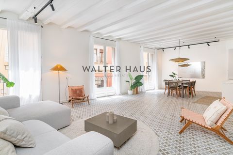 Exclusive, fully renovated 111 m² apartment in the heart of Barcelona. The home stands out for its careful renovation, which preserves original features such as the wooden beams on the ceilings and hydraulic tile floors, while incorporating high-qual...