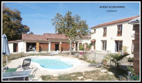 Dpt Gers (32), à vendre MASSEUBE maison 4 chambres - 4 salles d'eau terrain de 1,8 ha VUE SUR LES PYRENEES