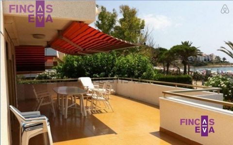Fincas Eva presenteert een woning aan de kust in Altafulla (Tarragona).. . Het is een appartement van 70 vierkante meter. Deze zijn verdeeld over 3 slaapkamers (2 tweepersoonskamers en 1 eenpersoonskamer), twee complete badkamers, een aparte keuken e...